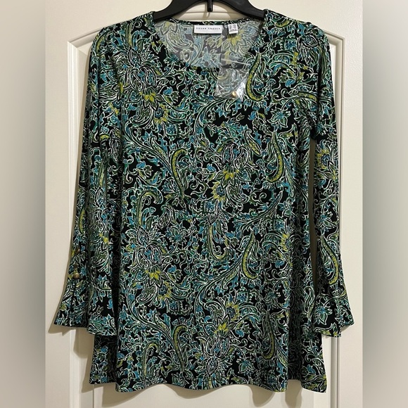 Susan Graver Tops - NWOT Susan Graver Green Multicolor Paisley Blouse Top Accent Button Sleeves XXS